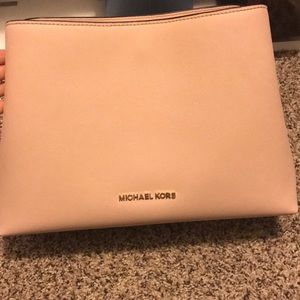 Light pink Authentic Michael kors purse